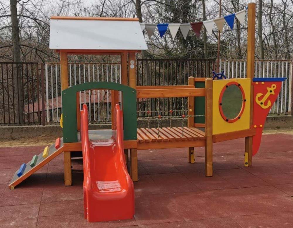 fa játszótéri játékok